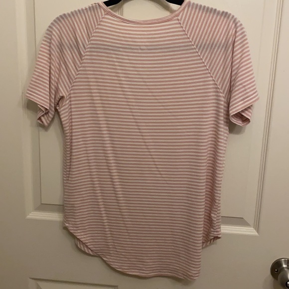 Striped V-neck tee. Size XS - Picture 2 of 3